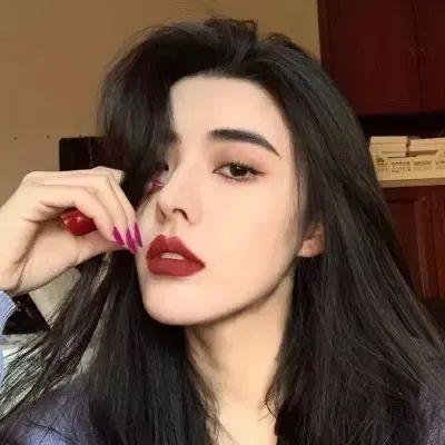 松树街的那幢房子